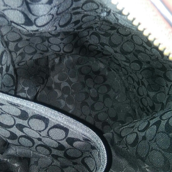 Authentic COACH Bleeker Duffel Bag - Picture 5 of 7